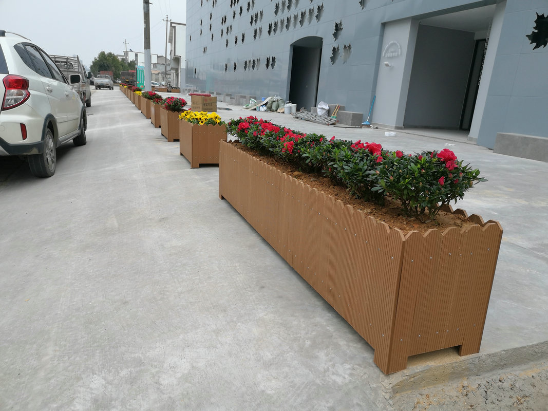 塑木花箱